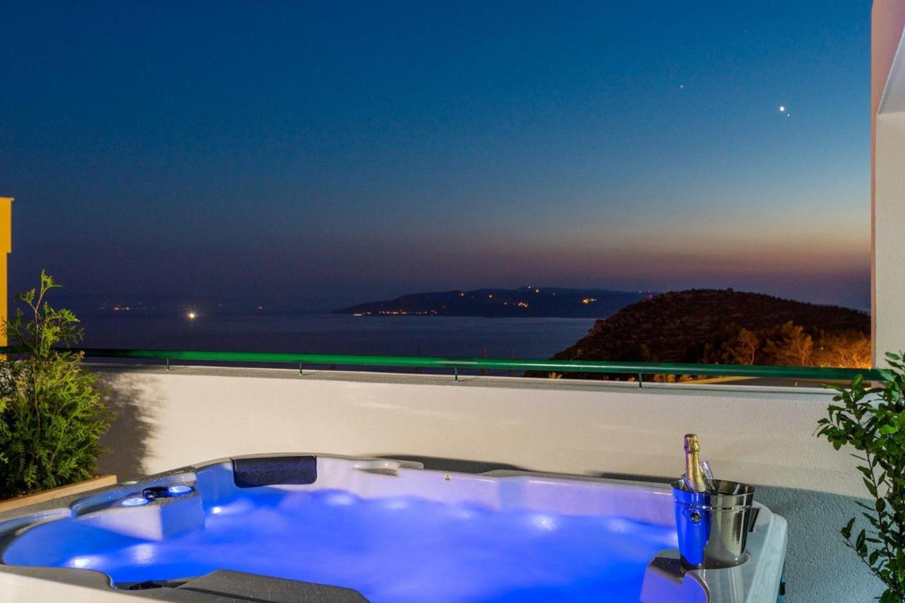 Lux Apartment Sandra Makarska Eksteriør billede