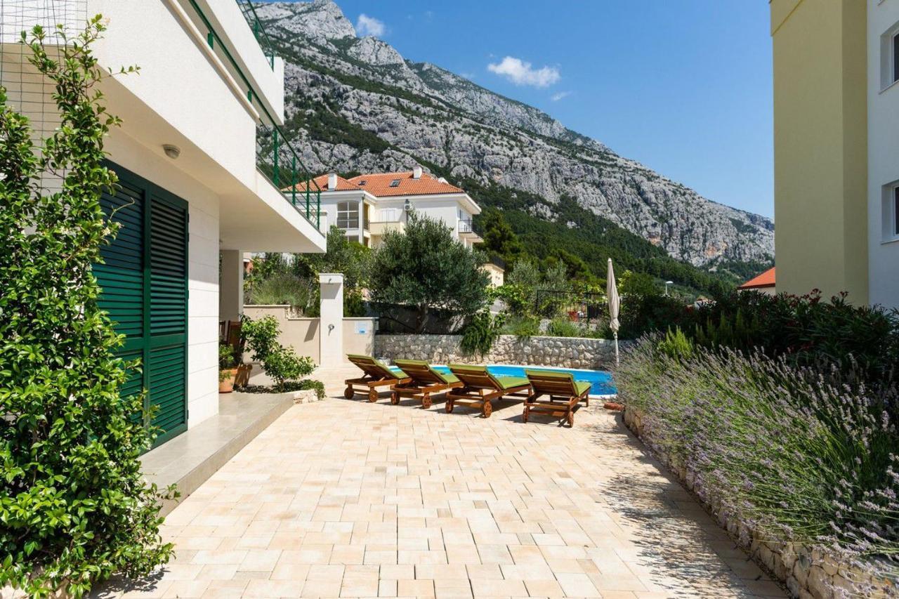 Lux Apartment Sandra Makarska Eksteriør billede